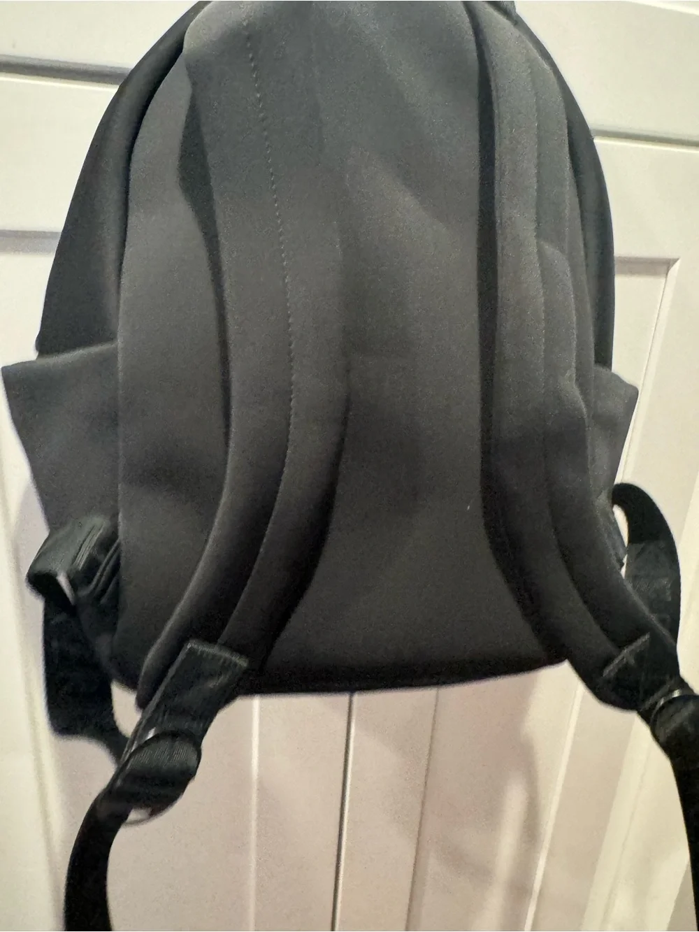 Thacker sleek black